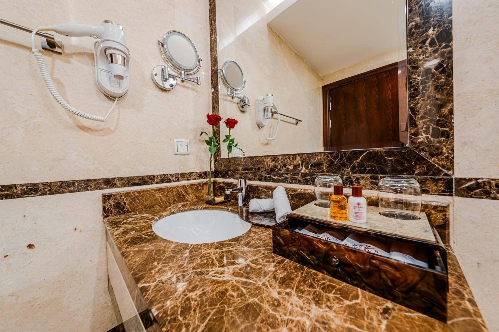 Braira Al Jubail Hotel Exterior foto